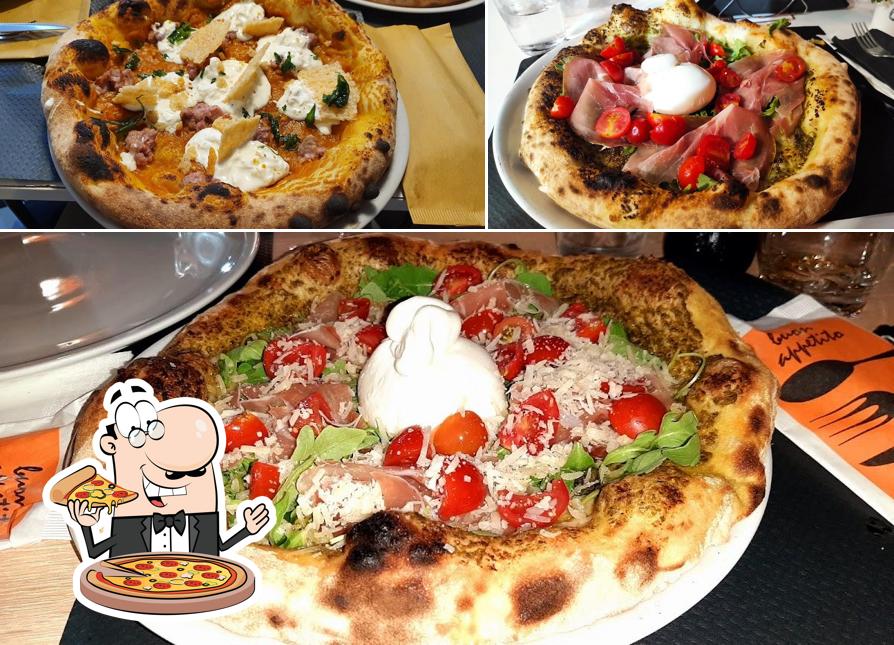 Scegli tra le molte varianti di pizza