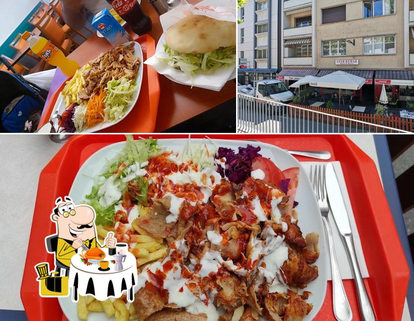 Tra le diverse cose da Star Kebab Renens si possono trovare la cibo e esterno