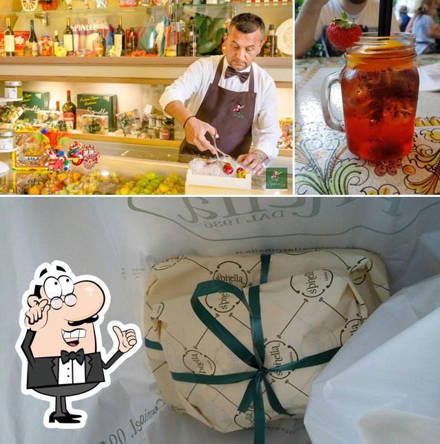 Siediti a un tavolo di Pasticceria Spinella