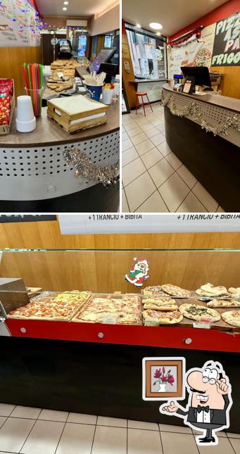 Gli interni di Pizza al Taglio Sant'Agostino Il Nottambulo