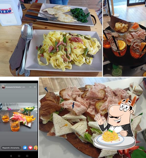 Spaghetti alla carbonara al Planet Café