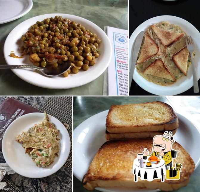 Food at Hotel Mayura Velapuri Belur