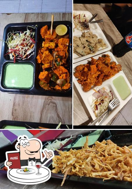 Food at Paaji Malai Chaap Wale