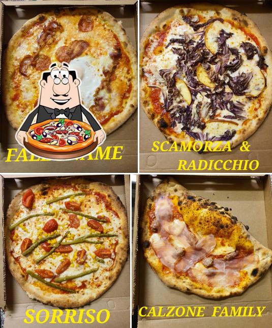 Scegli tra le molte varianti di pizza