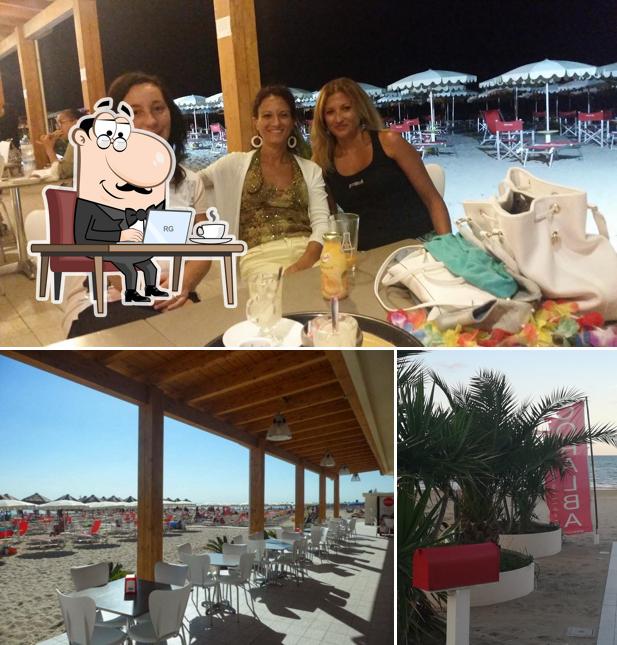 Gli interni di Coralba stabilimento balneare - pizzeria