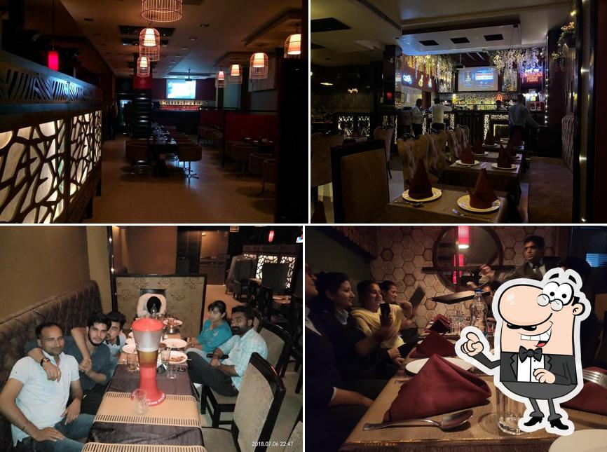 The interior of Platters Restaurant & Bar