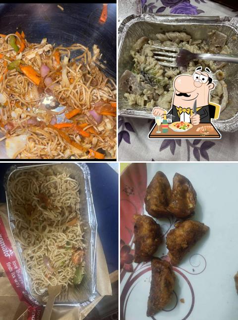 Pad thai at Japanese Momo Tales