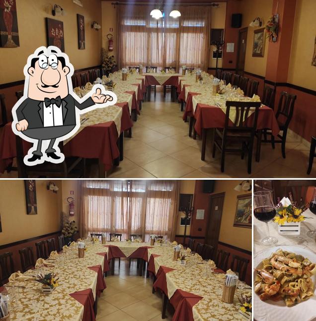 La interni e cibo del ristorante