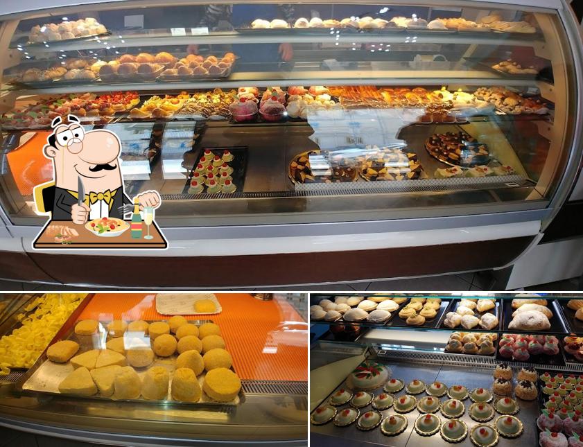 Platti al Pasticceria Messina Nicasio