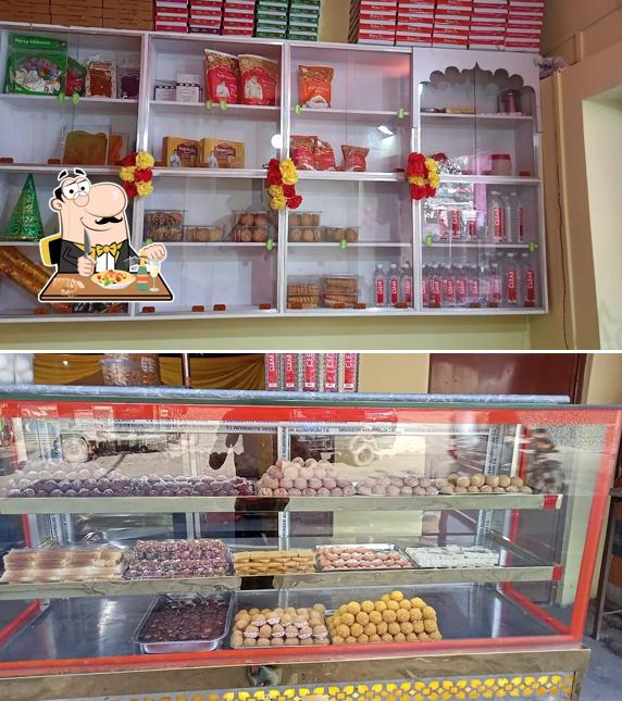 Food at Arnav Pizza & Sweets Center