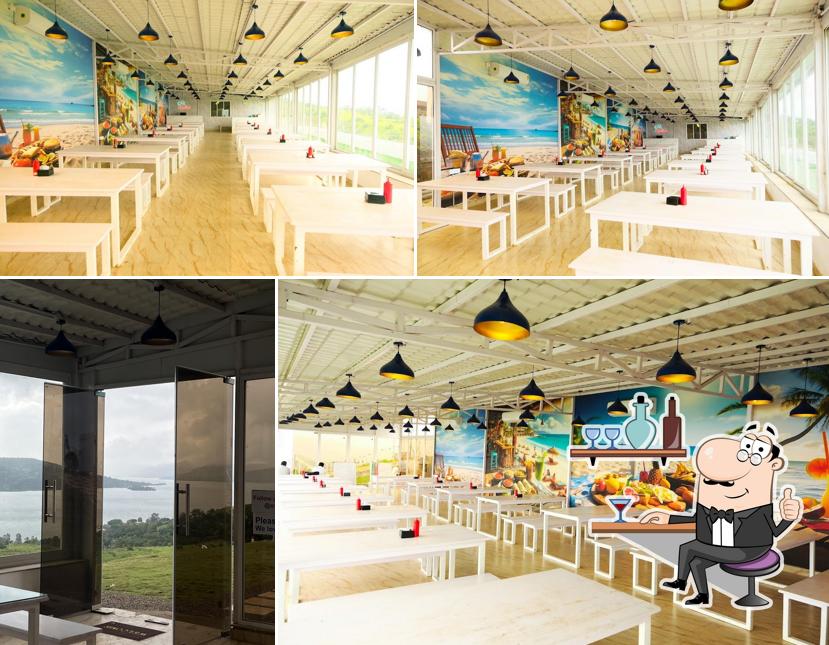 Check out how THE OVEN LAKESIDE - PAWNA (A/C) looks inside