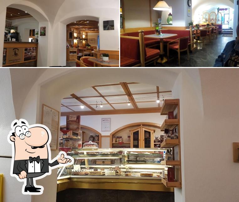 Gli interni di Caffè Pasticceria Prenn