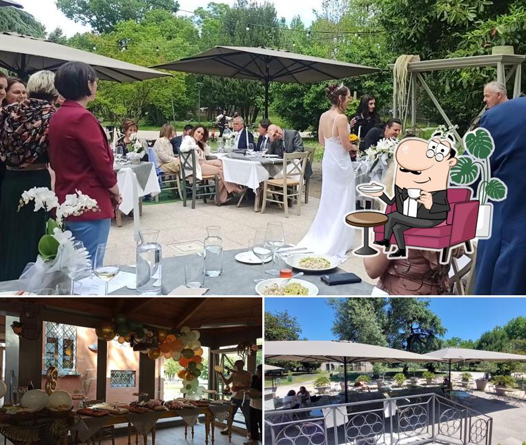 Siediti a un tavolo di Chalet dei Giardini Pubblici