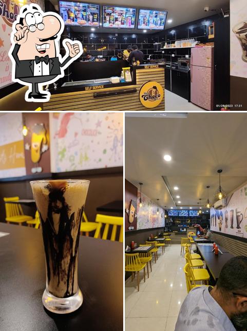 The interior of Cafe choco craze (Engineer’s cafe)