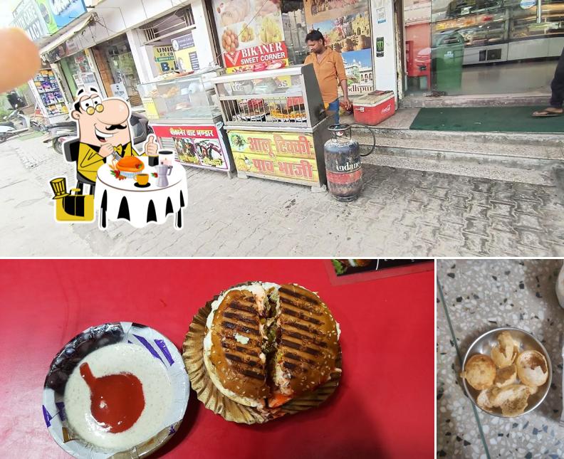 The picture of Moolchand Burger Wala’s food and exterior