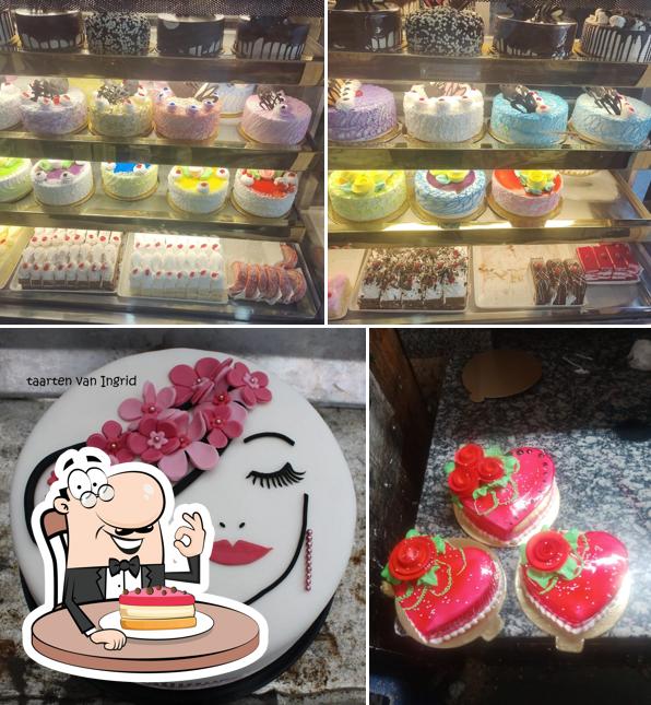 Cheesecake at Old Khurana Bakery