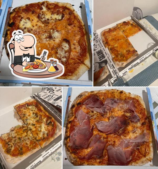 Scegli tra le svariate varianti di pizza