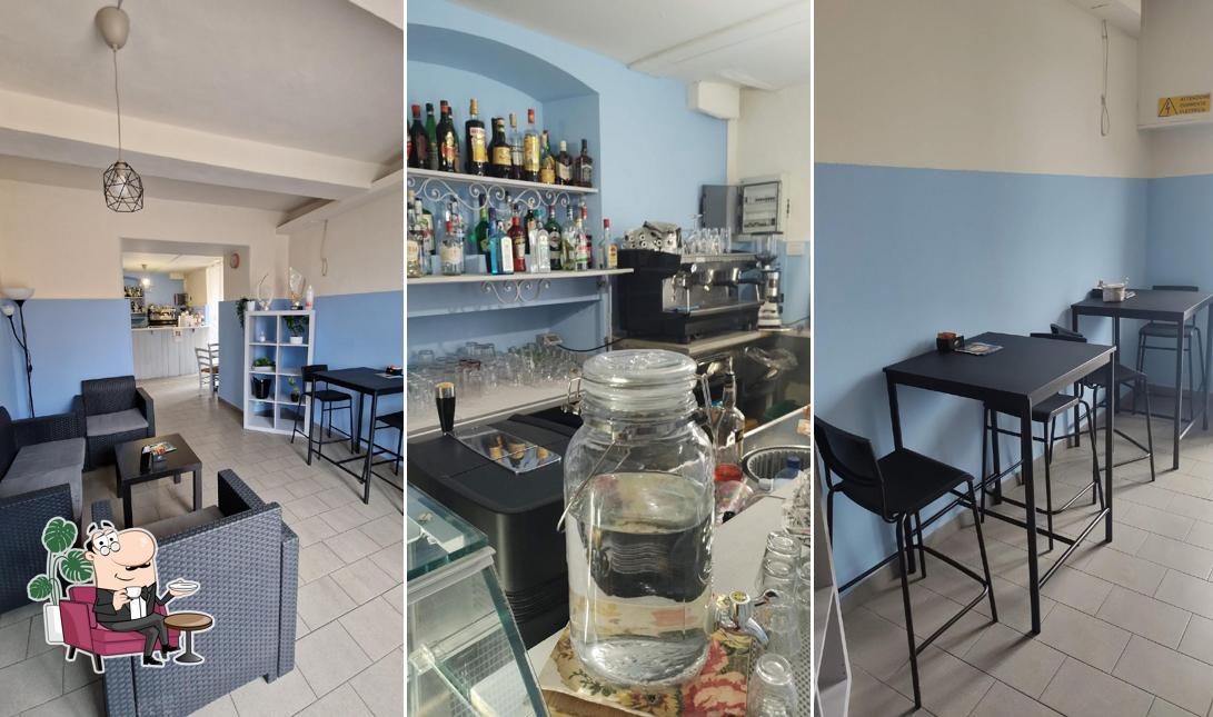 Gli interni di Bar della Rocca