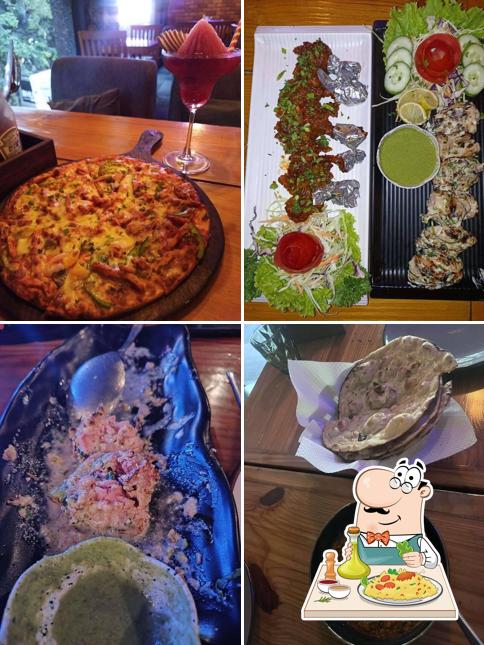 Meals at Nostalgia Blues