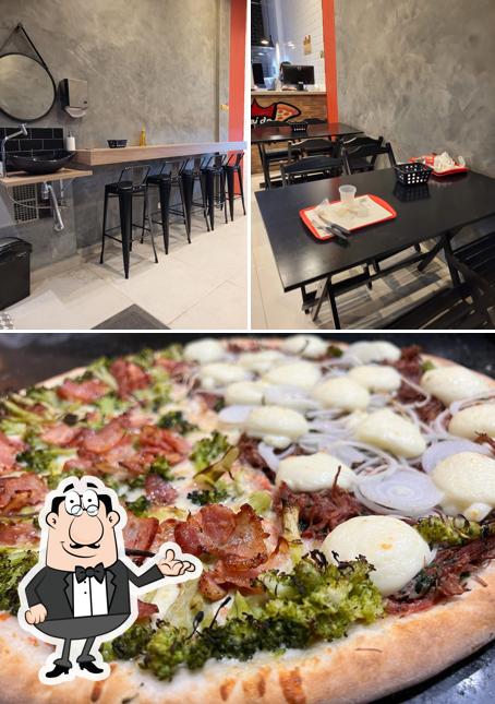 A interior e comida do restaurante