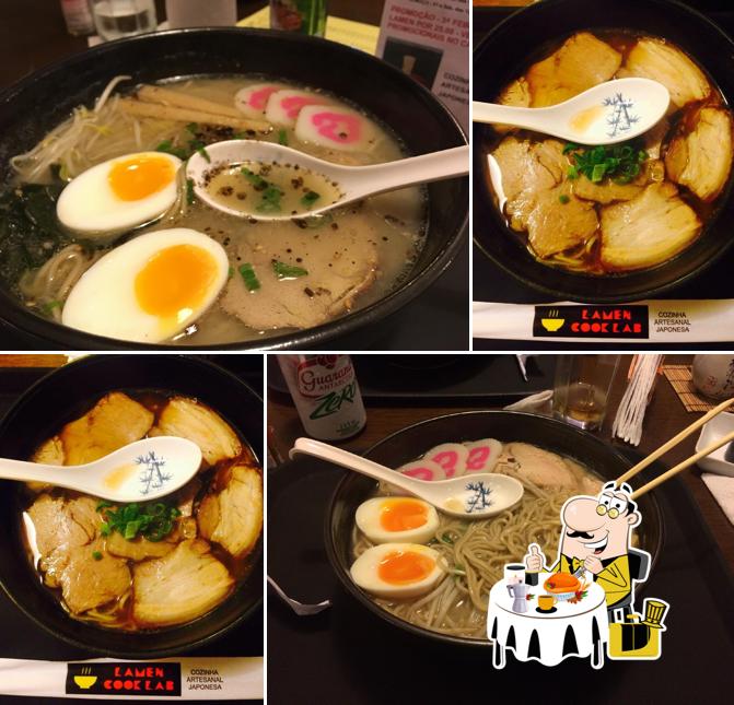 Platos en LAMEN COOK LAB