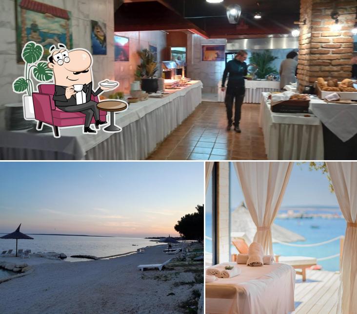 Dai un'occhiata agli interni di Mali Raj