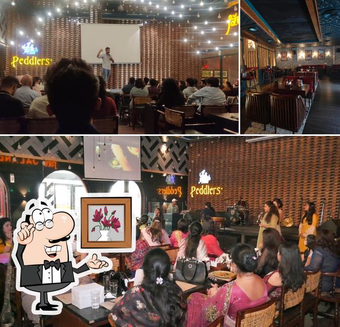 Check out how Peddlers looks inside