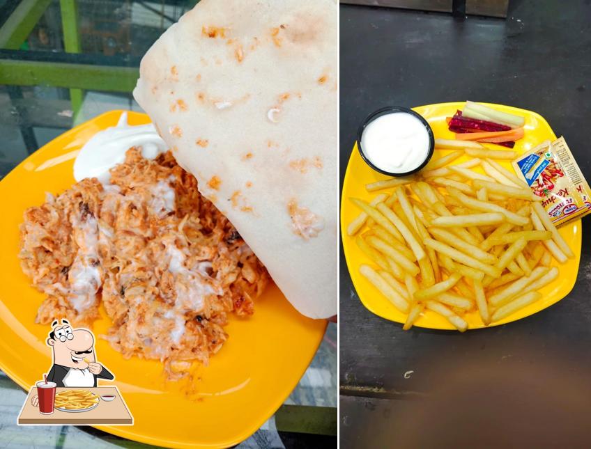 French fries at BBQ MECHANIC