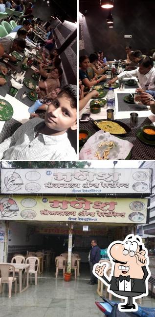 Check out how Shree Ganesh Bhojanalaya shivbhojan thali #493 looks inside
