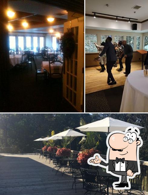 Découvrez l'intérieur de The Gates On Roblin