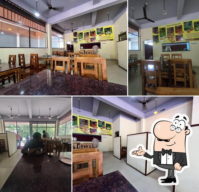 Annapoorna's Veg restaurant