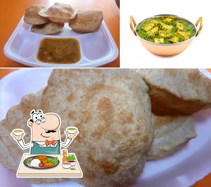 Food at Baba Ki Purani Rasoi