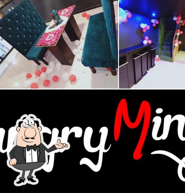 Check out how Hungry Minds Cafe looks inside Check out how Hungry Minds Cafe looks inside