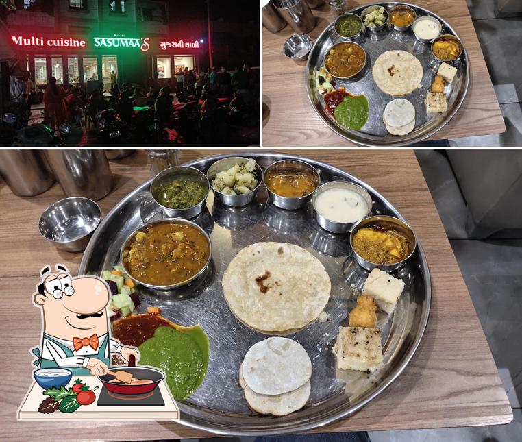 Chicken curry at Sasumaa's Multicuisine & Gujarati Thali