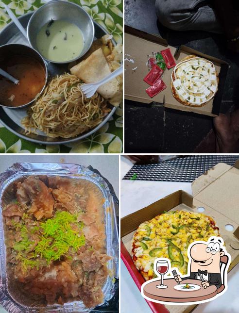 Food at Prem Chat Bhandar Bharat Palace Chauraha