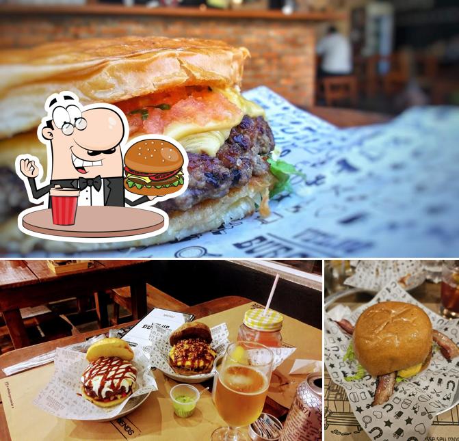 Velho Burger Capuava oferece uma infinidade de opções para os amantes dos hambúrgueres