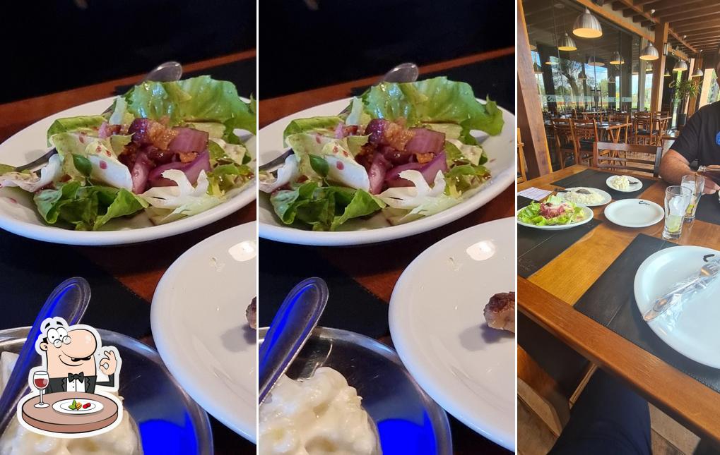 Comida em Restaurante Cologny