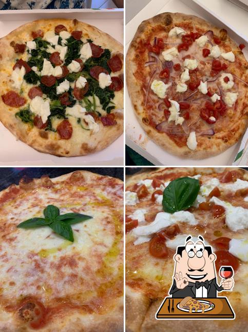 Prenditi una pizza a Pizzeria D'Asporto Hula-Hop