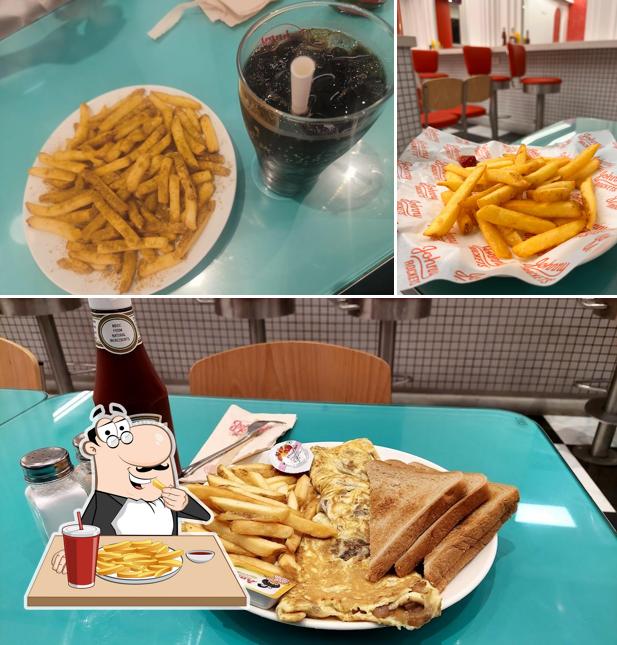 French fries at Johnny Rockets