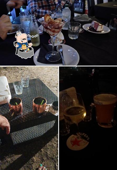 Open Pub si caratterizza per la cibo e interni