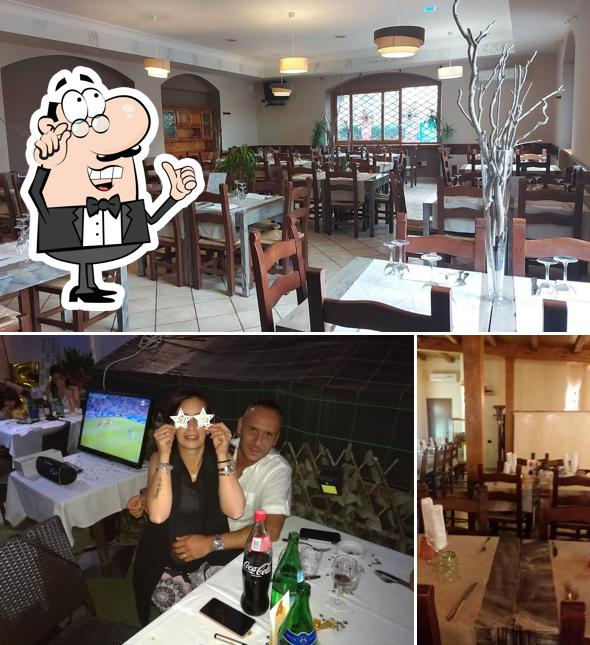 Siediti a un tavolo di Ristorante Pizzeria Cenerentola