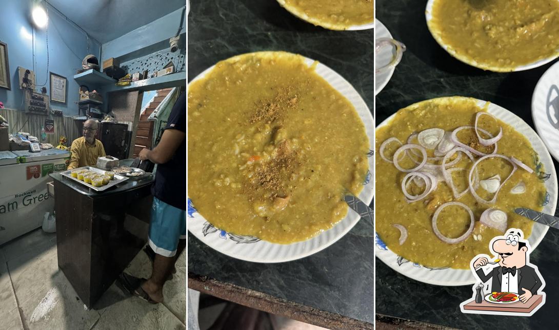 Food at Babbu Bhai Haleem