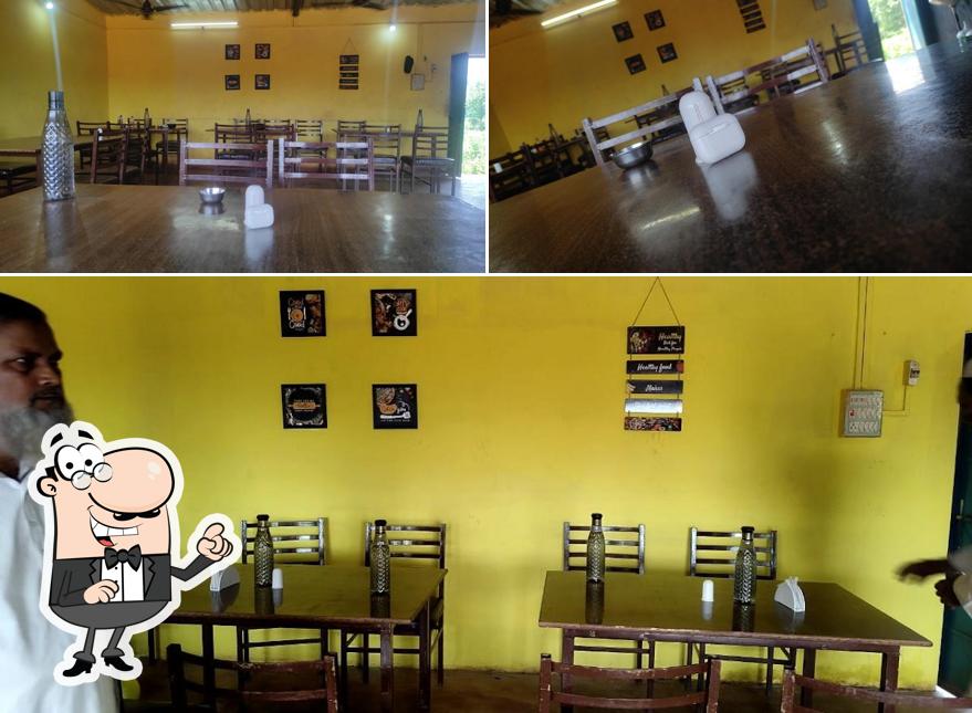 Check out how The Black Chef looks inside