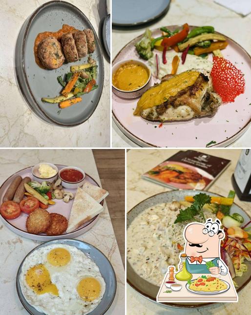 Food at BREWS & BLENDS - Whitefields