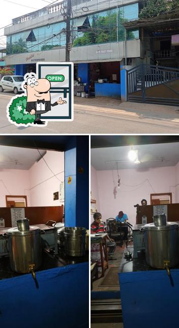 The exterior of Siva fast food