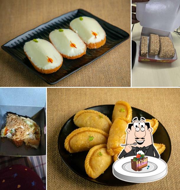 Chocolate cake at Shree Makhan Bhog