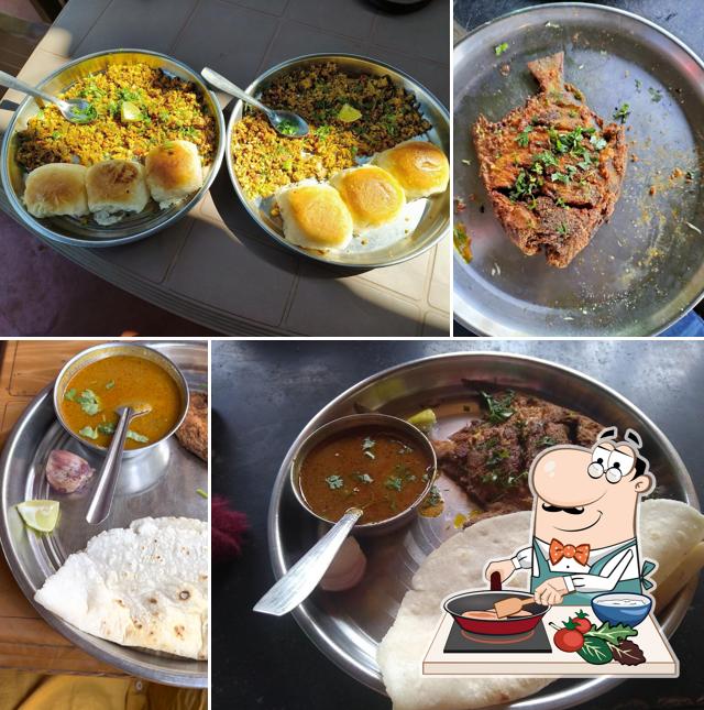 Chicken curry at Atharv Khanawal(अथर्व खानावळ)
