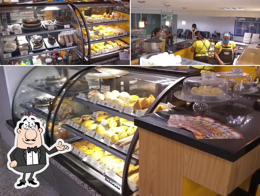 O interior do Café Florida