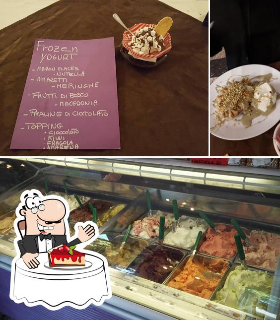 Bar Gelateria Pasticceria Arrigoni Di Pradella Nadia E C. Snc offre un'ampia selezione di dessert