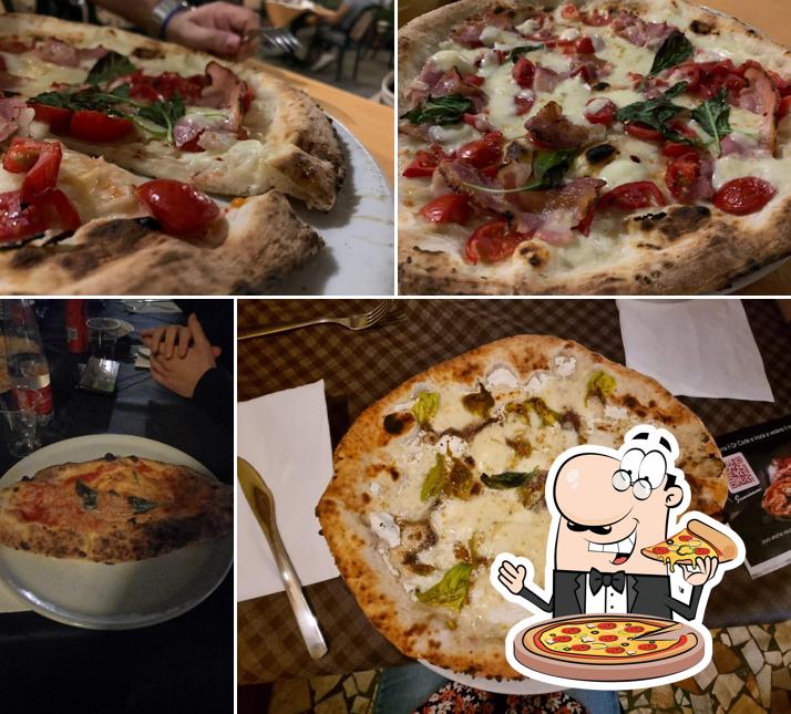 Prenditi una pizza a Cookery Pub Pizzeria